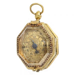 French one handed neck watch in a crystal case Circa 1580