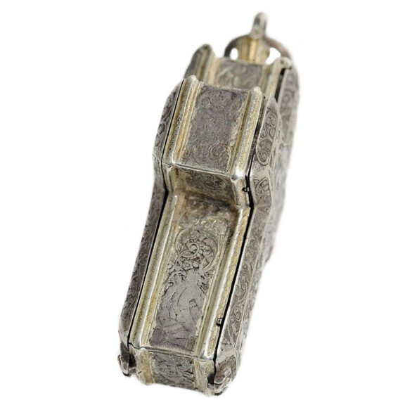 French rare one-handed crucifix pendant watch Circa 1600 French rare one-handed crucifix pendant watch Circa 1600