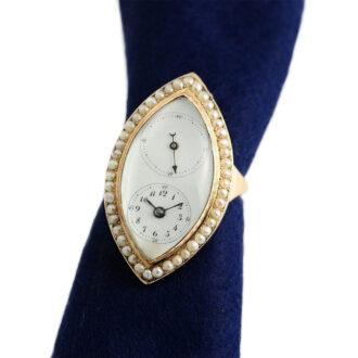 Swiss extraordinary half pearl-set ring watch with seconds Circa 1800