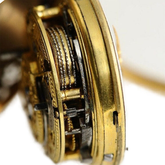 English repeating verge watch with repoussé decoration Circa 1770 English repeating verge watch with repoussé decoration Circa 1770