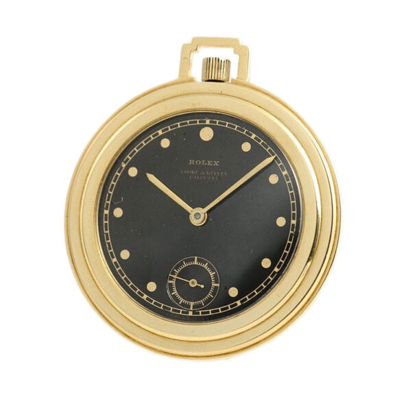 Swiss rare thin gentleman's watch with black dial Circa 1940