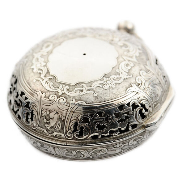 Fine French single-handed oignon watch with alarm Circa 1710 Fine French single-handed oignon watch with alarm Circa 1710