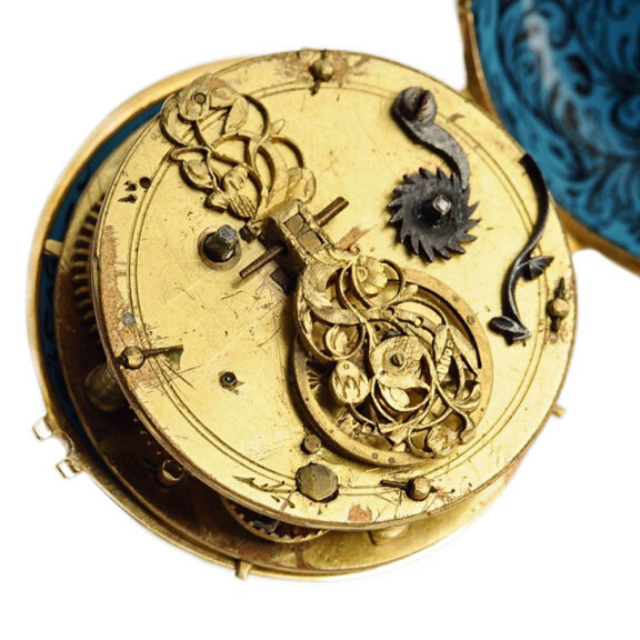 French one-handed miniature gold enamel watch Circa 1600 French one-handed miniature gold enamel watch Circa 1600