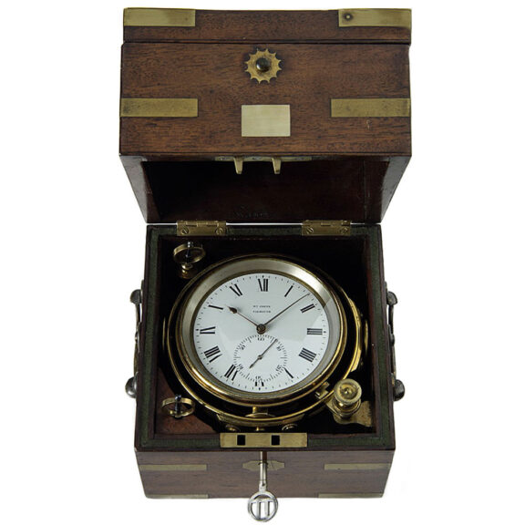 English one day ship’s chronometer in mahogany box Circa 1830