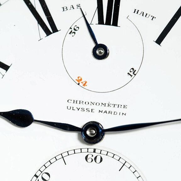 Swiss silver deck chronometer with power reserve Circa 1939 Swiss silver deck chronometer with power reserve Circa 1939