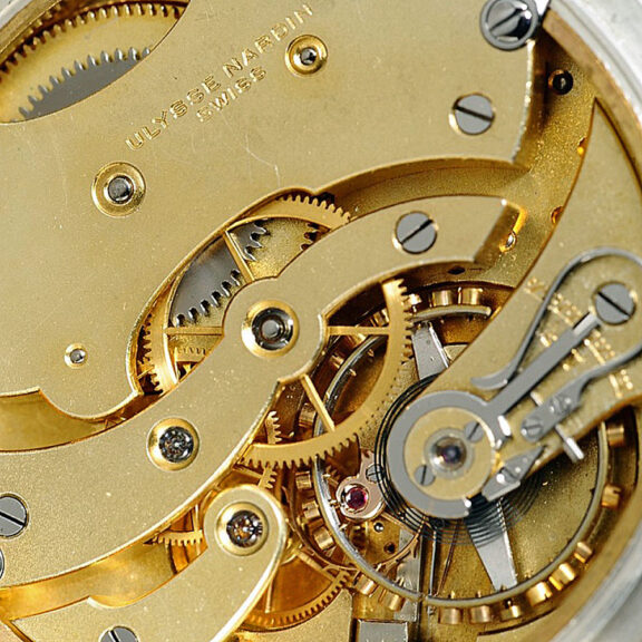 Swiss silver deck chronometer with power reserve Circa 1939 Swiss silver deck chronometer with power reserve Circa 1939