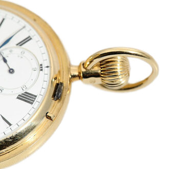 English gold half hunting cased lever watch Circa 1903