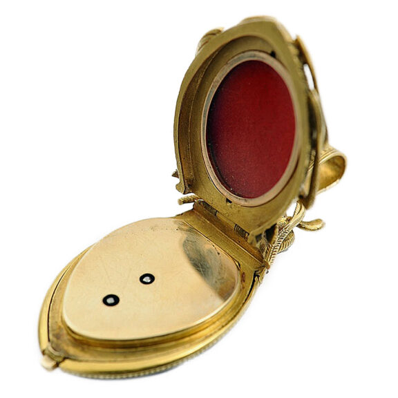 Swiss gold, enamel and diamond-set beetle watch Circa 1870 Swiss gold, enamel and diamond-set beetle watch Circa 1870