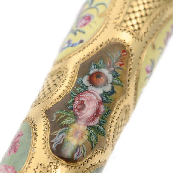 French etui with an integrated watch and compass, circa 1750 French etui with an integrated watch and compass, circa 1750