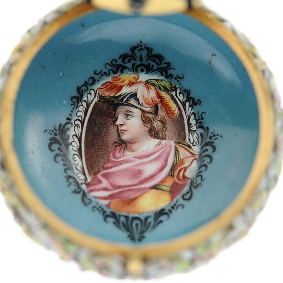 Swiss gold and enamel single-handed verge watch Circa 1660-1670 Swiss gold and enamel single-handed verge watch Circa 1660-1670