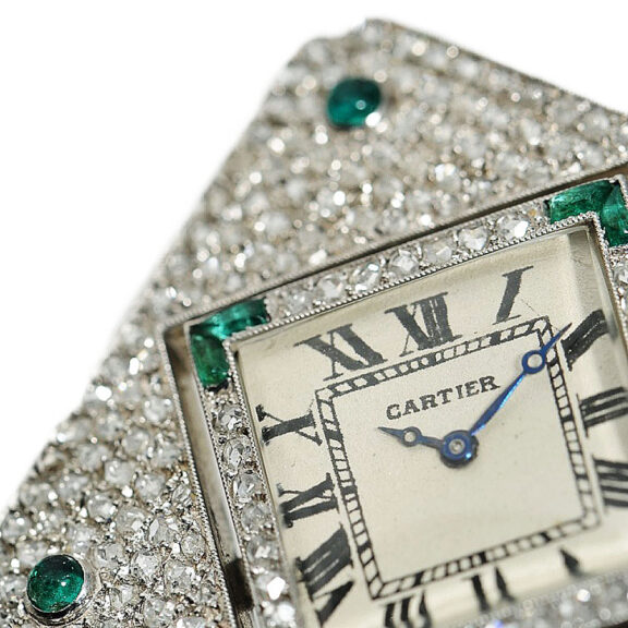 French Art Deco pendant with an integrated watch Circa 1915 French Art Deco pendant with an integrated watch Circa 1915