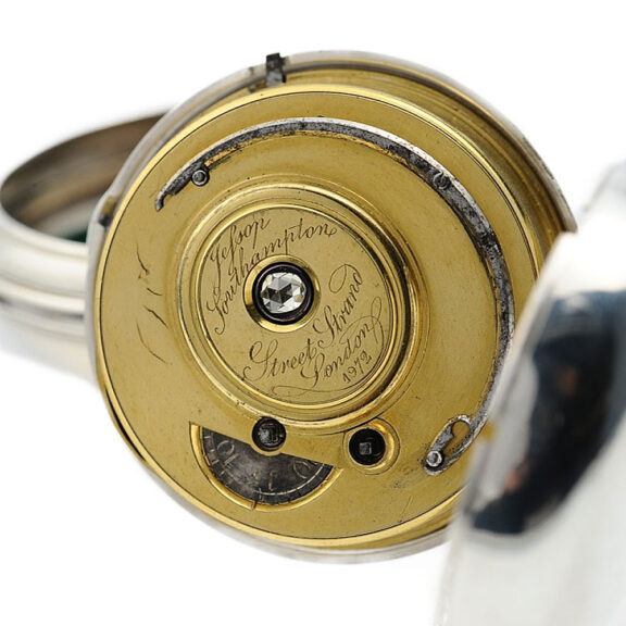 English pair-cased watch with jumping centre seconds Circa 1790 English pair-cased watch with jumping centre seconds Circa 1790