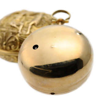 English decorative 18k gold pair-cased pocket watch Circa 1780