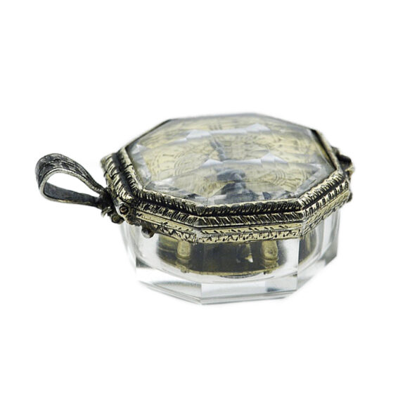 English silver octagonal one-handed miniature watch Circa 1635 English silver octagonal one-handed miniature watch Circa 1635
