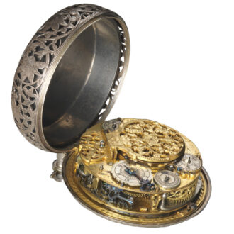 English silver oignon watch with single-hand and alarm Circa 1680 English silver oignon watch with single-hand and alarm Circa 1680