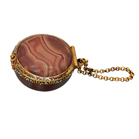 Swiss gold agate one-handed pocket watch Circa 1650-1660 Swiss gold agate one-handed pocket watch Circa 1650-1660