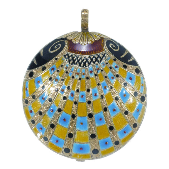 French gold scallop shell form verge pendant watch Circa 1800