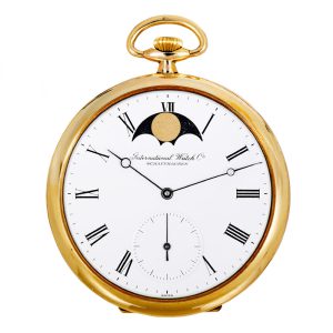 Thin Swiss gold-plated lever with moon phases Circa 1985