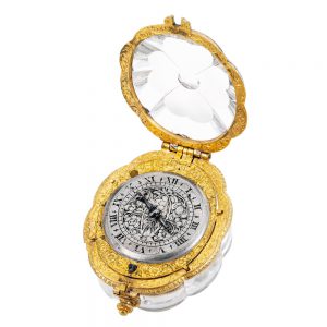 English rock crystal single handed pendant watch Circa 1640