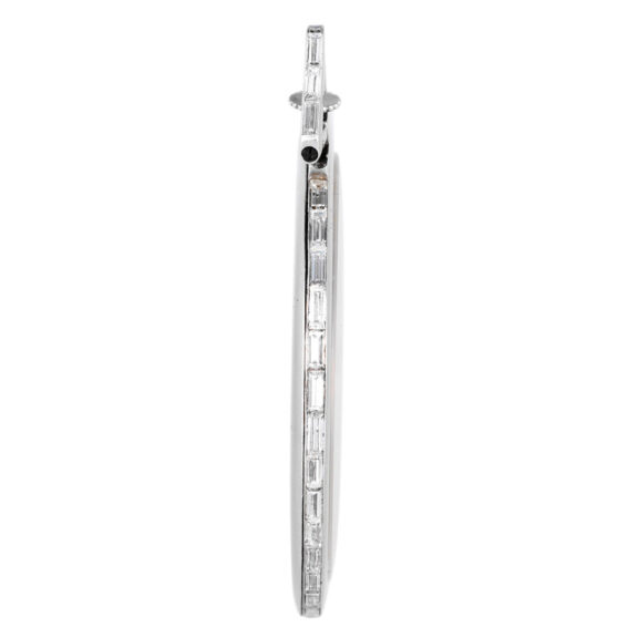 Elegant Swiss platinum and diamond-set dress watch Circa 1925 Elegant Swiss platinum and diamond-set dress watch Circa 1925