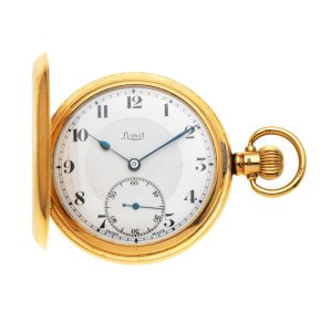 An English gold keyless wind full hunter pocket watch Circa 1923