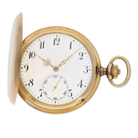 Elegant, thin Swiss gold hunting cased lever watch Circa 1920