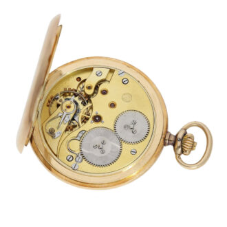 Elegant, thin Swiss gold hunting cased lever watch Circa 1920