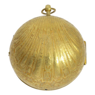 Early French gilt Louis XIV oignon pocket watch Circa 1690 Early French gilt Louis XIV oignon pocket watch Circa 1690
