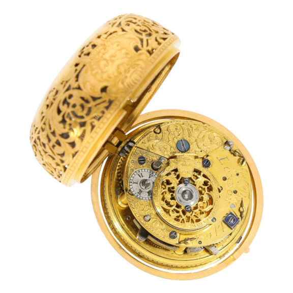 Half quarter repeater with interchangeable cases Circa 1733 Half quarter repeater with interchangeable cases Circa 1733