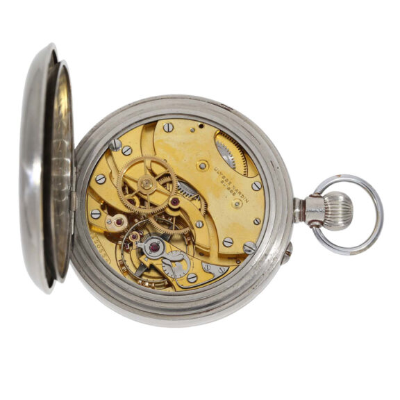 Stainless steel chronometer of the British Navy Circa 1942 Stainless steel chronometer of the British Navy Circa 1942