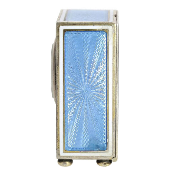 Swiss Art Nouveau Pendulette de voyage miniature Circa 1910 Swiss Art Nouveau Pendulette de voyage miniature Circa 1910