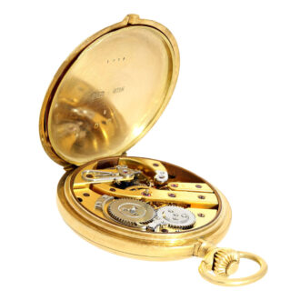 Swiss 18K gold hunting cased lever pocket watch Circa 1900 Swiss 18K gold hunting cased lever pocket watch Circa 1900