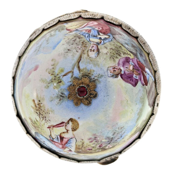 Austrian enamelled pear-shaped verge pendant watch Circa 1820 Austrian enamelled pear-shaped verge pendant watch Circa 1820