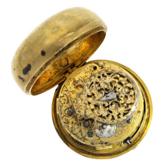 lnteresting English gold-plated oignon watch with date Circa 1700 lnteresting English gold-plated oignon watch with date Circa 1700