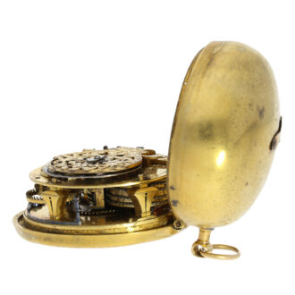lnteresting English gold-plated oignon watch with date Circa 1700 lnteresting English gold-plated oignon watch with date Circa 1700