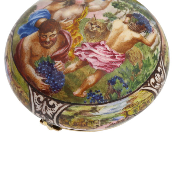 French gold School of Blois miniature pendant watch Circa 1640-1650 French gold School of Blois miniature pendant watch Circa 1640-1650