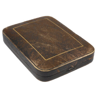 Swiss gold hunting cased watch with special case decoration Circa 1855