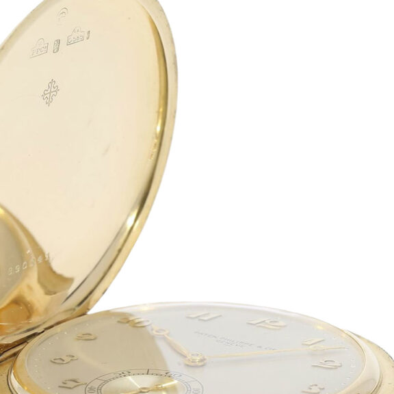 Large Swiss gold hunting cased Art Deco lever watch Circa 1930 Large Swiss gold hunting cased Art Deco lever watch Circa 1930