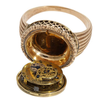French rose and yellow gold Louis XV ring watch Circa 1770