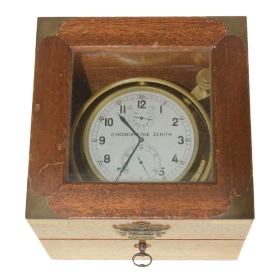 Swiss deck chronometer with double transport box Circa 1945 Swiss deck chronometer with double transport box Circa 1945