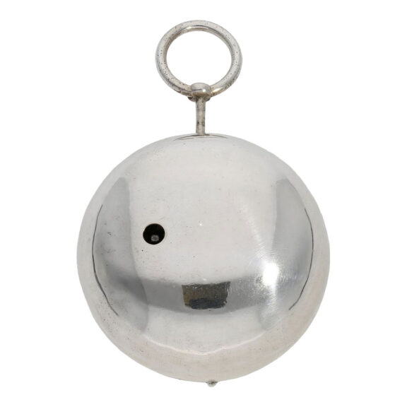 English silver and shagreen verge oignon watch Circa 1690 English silver and shagreen verge oignon watch Circa 1690