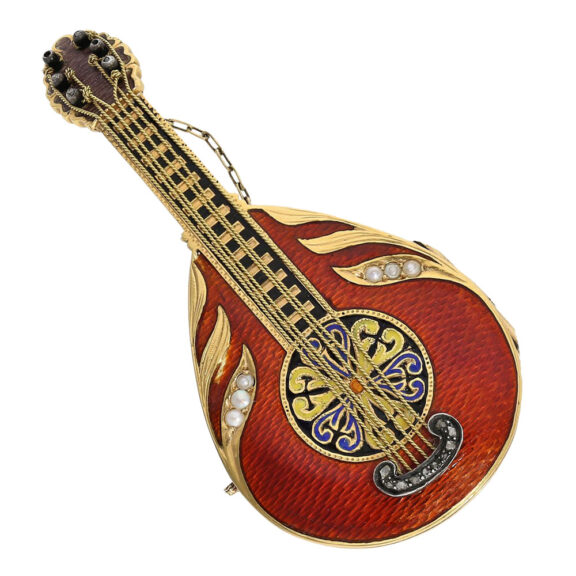 Large Swiss 18K gold mandolin-form pendant watch Circa 1800