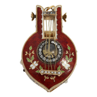 Extremely rare Swiss 18K gold lyra-shaped pendant watch Circa 1810 Extremely rare Swiss 18K gold lyra-shaped pendant watch Circa 1810