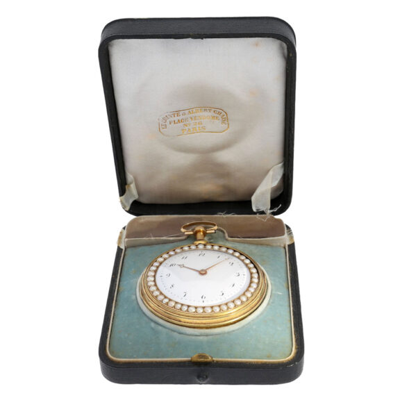 French gold, enamel, diamonds and pearl-set virgule watch Circa 1800 French gold, enamel, diamonds and pearl-set virgule watch Circa 1800
