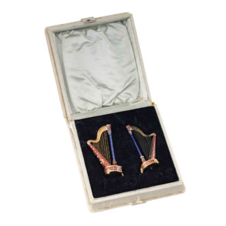 Extremely fine 18k gold pair of miniature harps Circa 1850