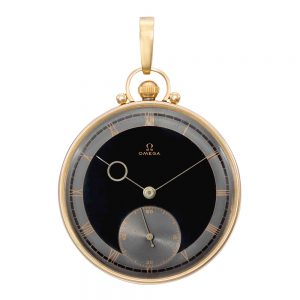 Attractive Swiss gold lever with two-tone black dial Circa 1941