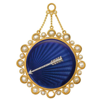 French gold médaillon montre à tact cylinder watch Circa 1810 French gold médaillon montre à tact cylinder watch Circa 1810