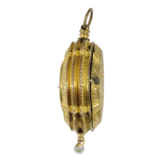 German cartouche-shaped single-handed pendant watch Circa 1590