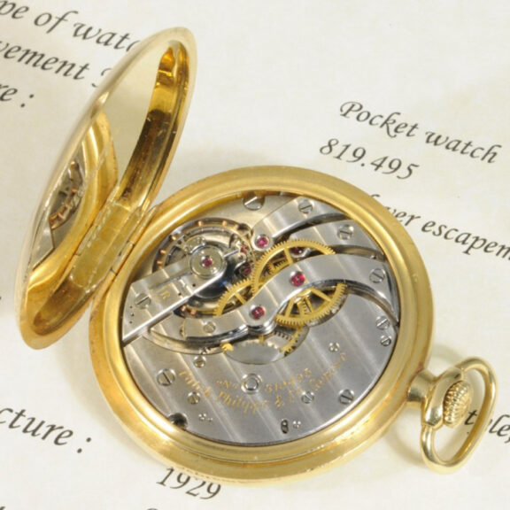 Very rare Swiss 18K gold centre seconds lever watch Circa 1929 Very rare Swiss 18K gold centre seconds lever watch Circa 1929