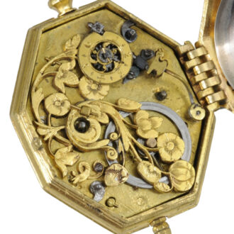 English pre-balance spring pendant watch with alarm Circa 1590
